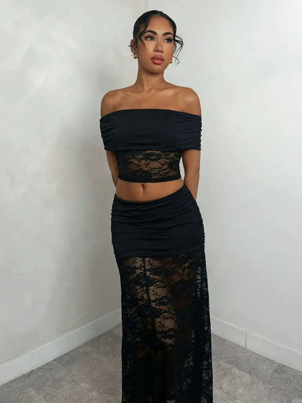Zara Sheer Lace Ruffle Bodycon Skirt - Picture 3 of 6